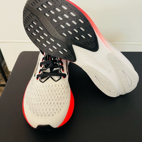 New Men’s BROOKS HYPERION running shoe size 8 - Picture 4 of 9